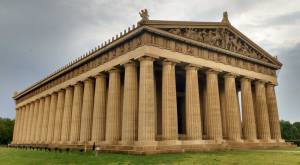 Храм Парфенон