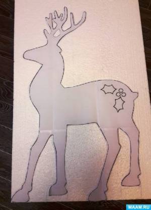 Фотоотчёт об изготовлении новогодних оленей из пенопласта