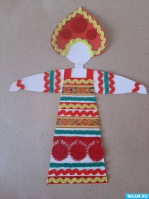 Мастер-класс по изготовлению куклы в народном костюме из бумаги