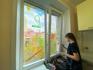 Москвичи присоединсь к акции «Окна Победы»